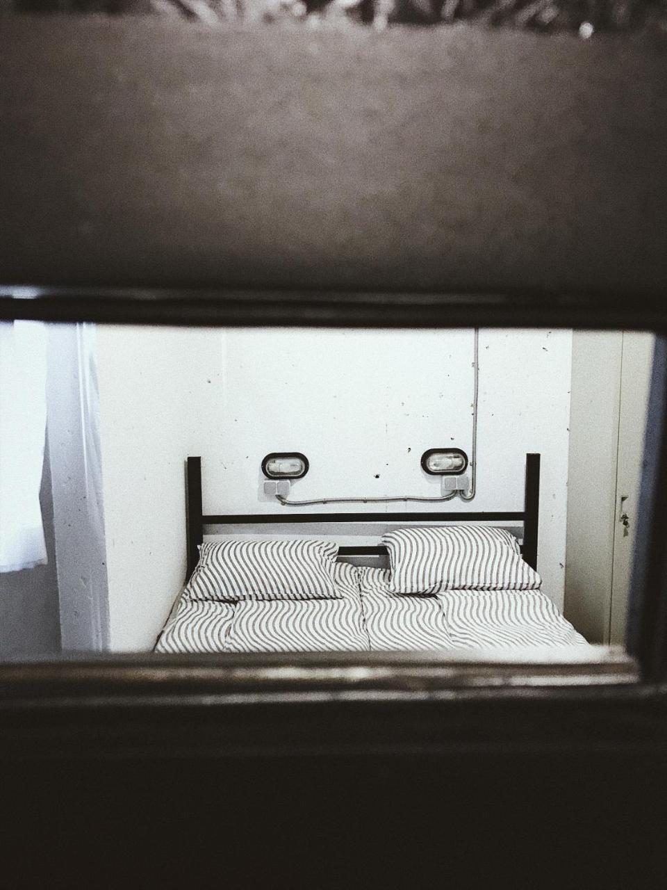 Hostel Alcatraz Київ Екстер'єр фото