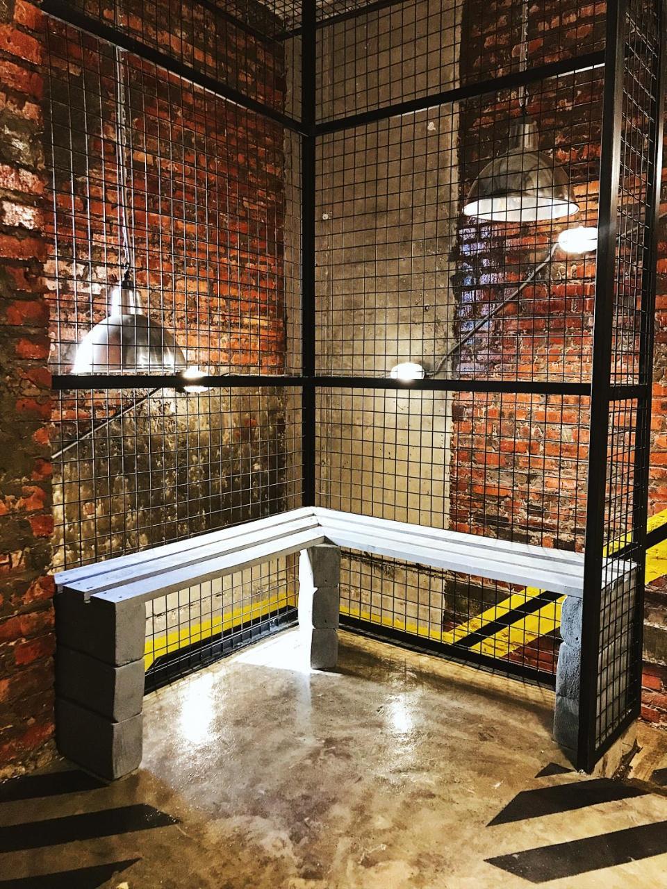 Hostel Alcatraz Київ Екстер'єр фото