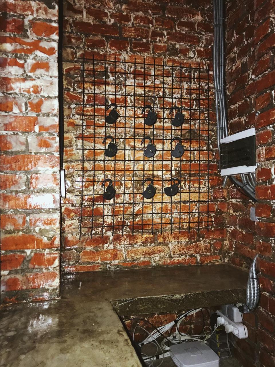 Hostel Alcatraz Київ Екстер'єр фото